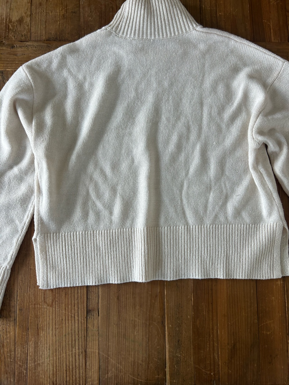 H&M Cream Ribbed Boxy Fit Sweater - Picture 2 of 4